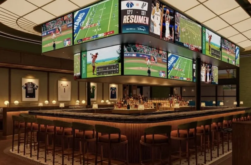 Sports bar transmitiendo eventos deportivos